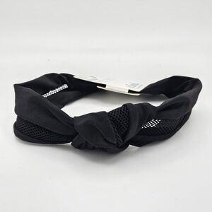 NWT Scunci black Atheisure Headwrap